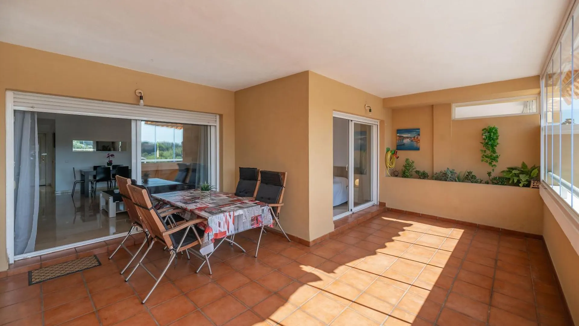 Aguamarina Gamonal Apartment Marbella